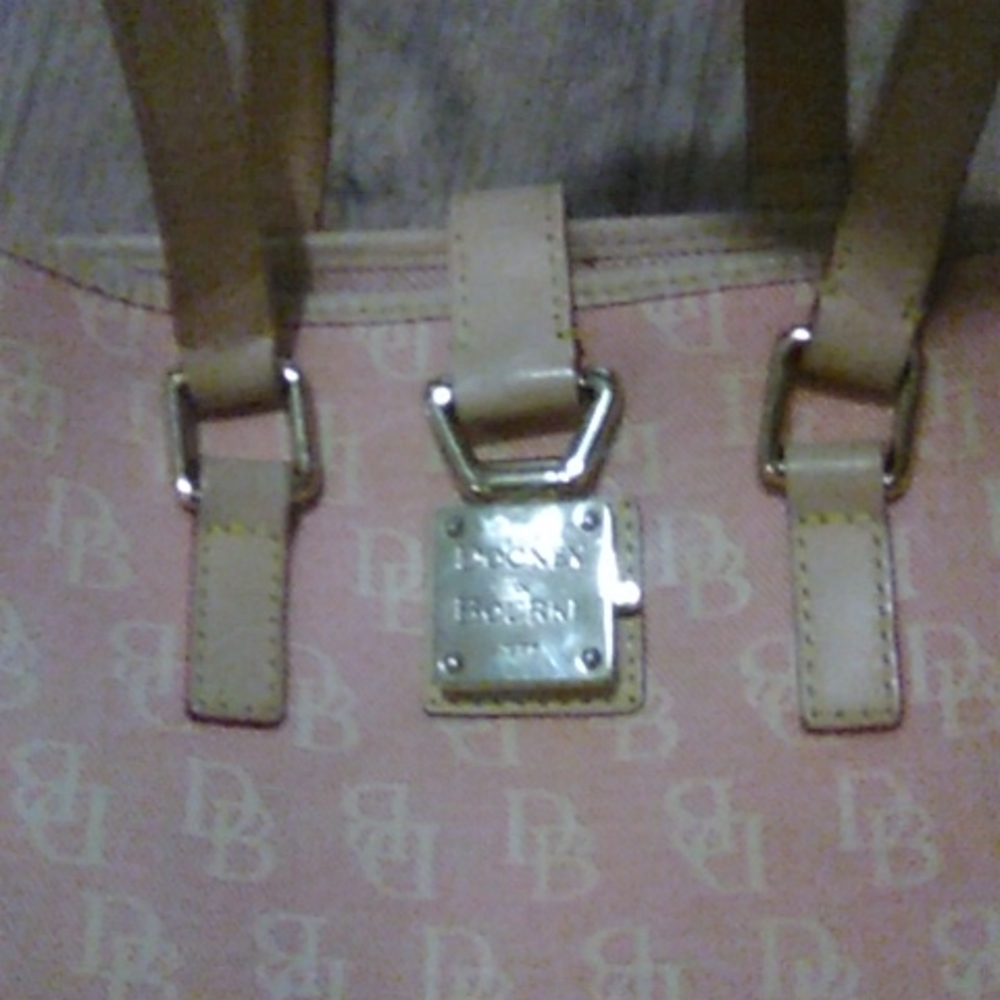 Dooney&Bourke bucket purse